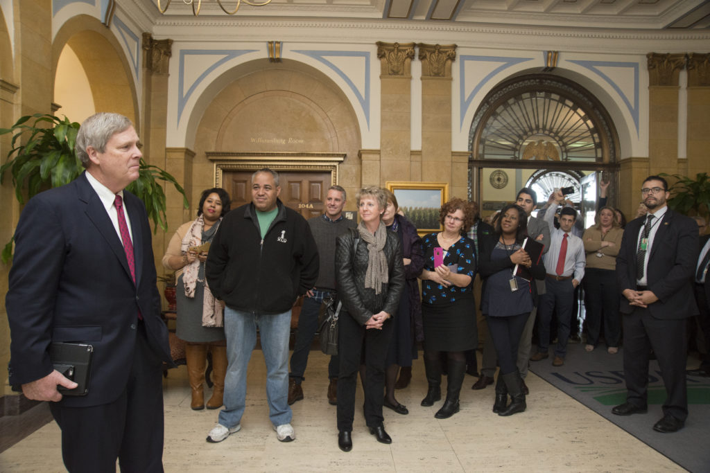 U.S. Department of Agriculture (USDA) employees gathered in the lobby of the Whitten Building to wish Agriculture Secretary Tom Vilsack best wishes upon his departure from the USDA where he has served as Secretary for the past 8 years. Best wished to the Secretary and his family in Washington, DC on Friday, Jan. 13, 2017. USDA photo by Tom Witham.